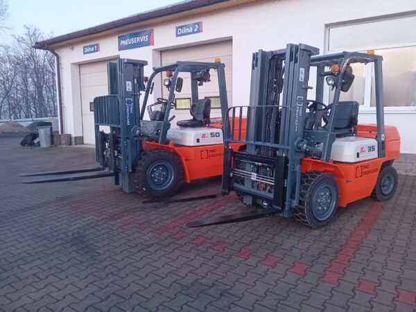 Vysokozdvižný vozík 3.5T, 4,5m zdvih, DIESEL - Image 11