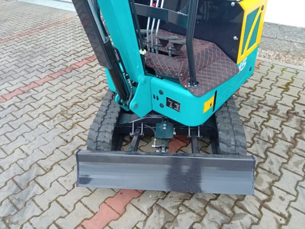 Minibagr YCW-1.5T, 9kW Kubota - Image 11