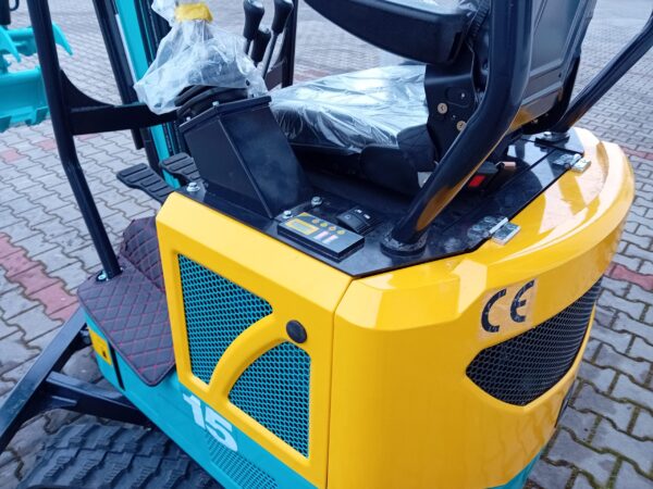 Minibagr YCW-1.5T, 9kW Kubota - Image 8