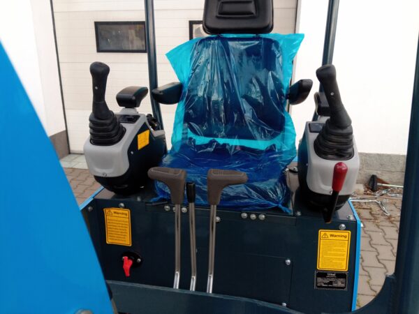 Minibagr 1450kg s motorem Laidong 19kW - Image 6