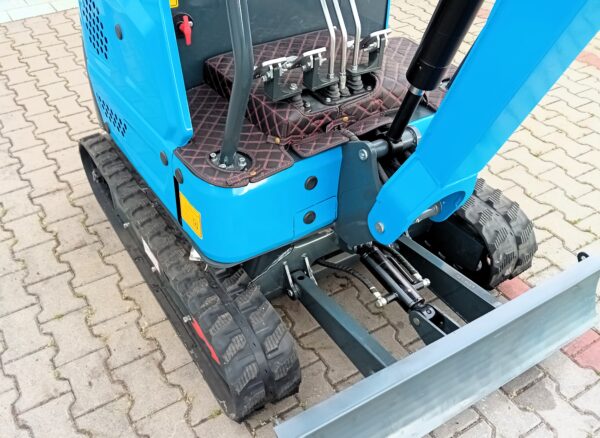 Minibagr 1450kg s motorem Laidong 19kW - Image 12