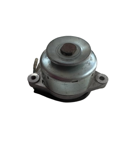 Alternátor Kubota D722
